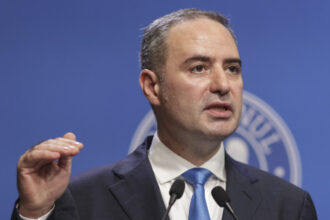 alexandru nazare extinderea obligativitatii ro e factura risca sa devina birocratie suplimentara in unele domenii 6a0c334335774