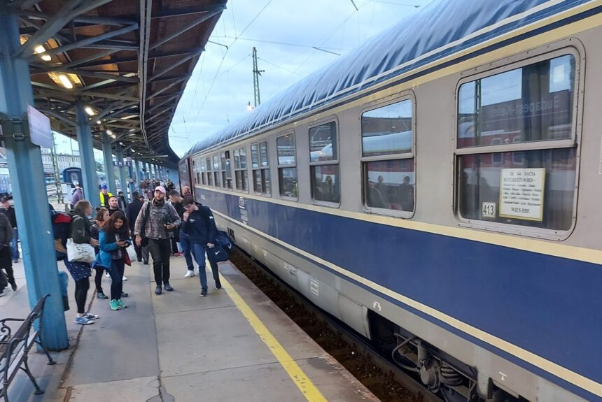 circulatia mai multor trenuri care pleaca din bucuresti se modifica din iunie se fac lucrari intre statiile lugoj timisoara est 6a1a558be94cc