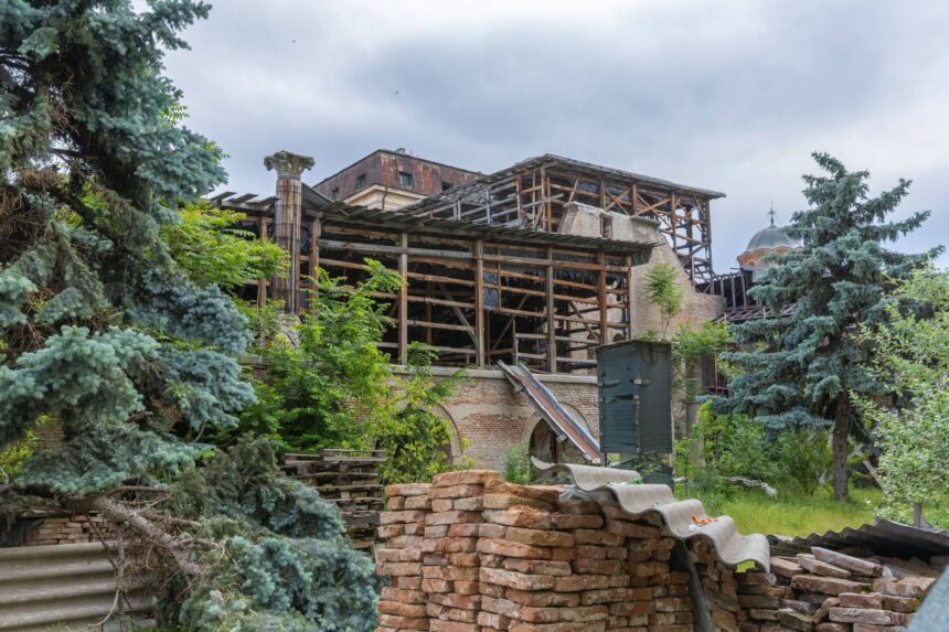 palatul voievodal curtea veche intra in reabilitare a fost semnata autorizatia de construite 6a1018835a8b1