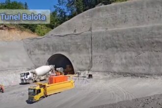avans pe autostrada a1 cea care va lega bucurestiul de sibiu au inceput lucrarile la al treilea tunel de pe sectiune 2 6a2fb8fe96c1c