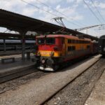 intarzieri de peste patru ore in gara de nord circulatia trenurilor a fost afectata de canicula 6a3fdf5d9a437