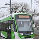 linia 25 blocata pe bulevardul preciziei dupa ce un tir a lovit un tramvai 6a32cc584c271