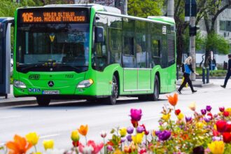 liniile de autobuz 105 si 168 circula pe trasee deviate sambata pentru west side kids race 6a2a23109da21