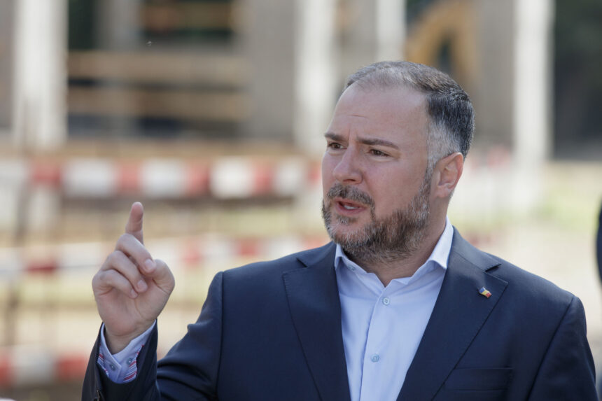 schema sinecurii inter sectoare de la clubul oxigen cade dupa dezvaluirile bdb rares hopinca a retras proiectul pentru conducerea noii institutii 6a293418e3e0e