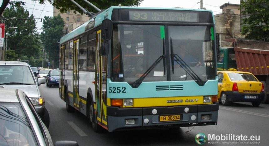 stb renunta treptat la troleibuzele vechi ikarus introduse in circulatie cu peste 25 de ani in urma 6a2828d183f59