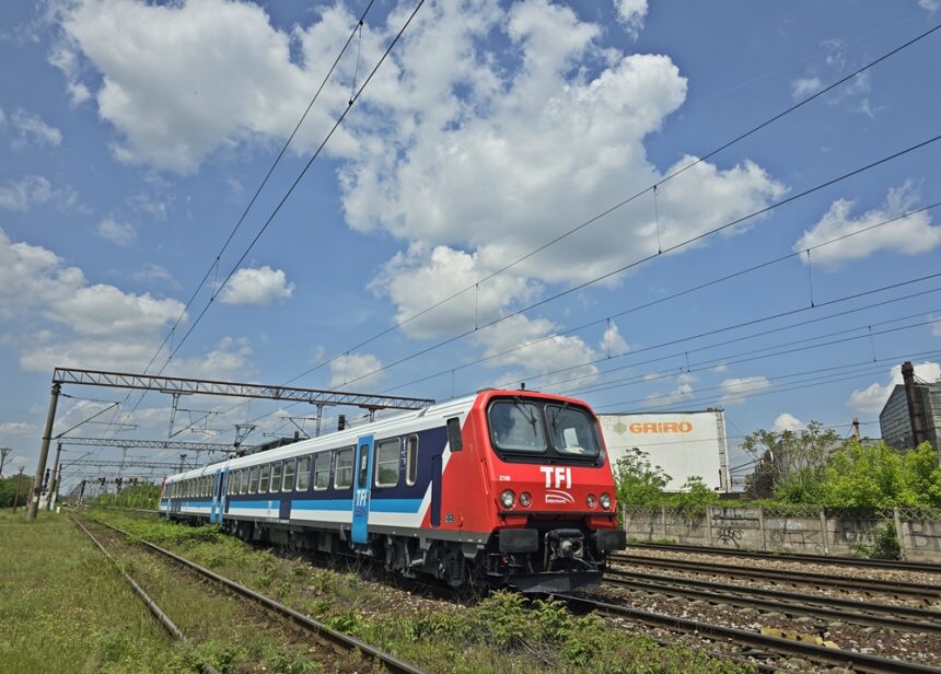 tranzactie secreta flota de trenuri luxemburgheze din anii 90 concureaza cfr calatori pe ruta bucuresti suceava un exemplar a fost pastrat pentru muzeu 6a1e4a0a40445