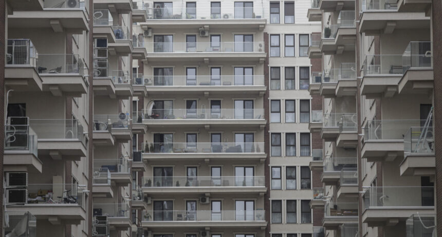 apartamentele noi din bucuresti s au scumpit cu 21 intr un an este cea mai mare crestere din tara 92e937ae