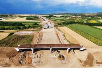 autostrada transilvania lotul biharia chiribis ar putea fi deschis cu cinci luni inainte de termen 6a54970b1ae28