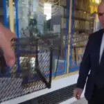 cadou cu pedigree politic marian ceausescu l a asteptat pe ilie bolojan cu o cusca de sobolani pe calea victoriei 6a567bb8b063c
