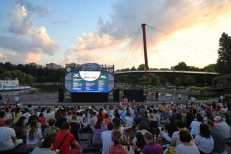 cinema sub stele in cinci parcuri din sectorul 6 proiectiile au loc in perioada 17 iulie 16 august 6a5648e065626