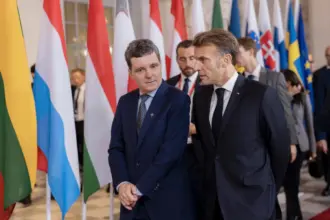 colonia romania disputata de germania si franta mutarea nicusor pionul pleaca la paris 6a53c4186e139