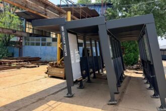 continua montarea copertinelor in statiile liniei 5 de tramvai programul lucrarilor 6a4b4c604d4cc