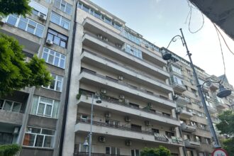 culisele blocului in care primaria vrea sa inceapa consolidarea dar lucrarile sunt blocate imobilul de pe calea victoriei gazduieste si un apartament de politician 6a6ae228cfd9b