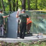 foto primele foisoare din metal care costa cat o garsoniera au fost montate in sectorul 4 6a4a25104ebdc