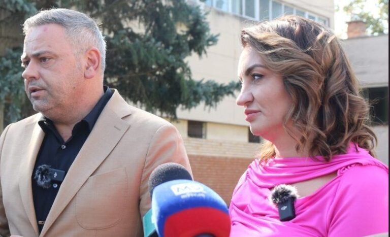iubire pe ritm de manele la orangerie iris tzanca le a cantat indragostitilor mihaela neagu si florin barbu 6a6ae63ecf7af