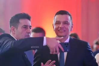 lui grindeanu ii sta bine in rolul de popa prostu mai baga o fisa cu nazare in speranta ca va obtine o majoritate 6a67b6a967bb3