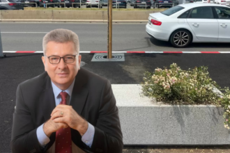 pandele cumpara banci jardiniera cu 1 000 de euro bucata contractele au fost incheiate intr un minut cu o firma cu un angajat o primarie din bucuresti a ales o varianta de 5 ori mai ieftina 6a5e31e066cd6