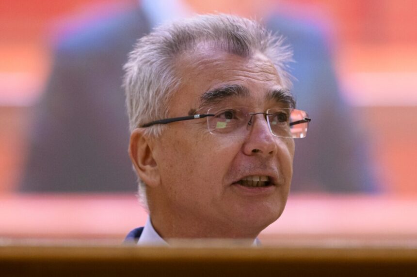 petrisor peiu partidele auto proclamate pro europene au reusit sa duca romania pe ultimele locuri pe continent la toti indicatorii europeni 6a60874bb2abe