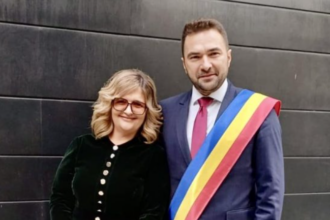 politici de clan si cumetrie la primaria lu nita cum a ajuns mana dreapta a primarului director general la o structura nou infiintata sora si cumnatul madalinei ciubotaru angajati la primarie prin 6a6078fde1531