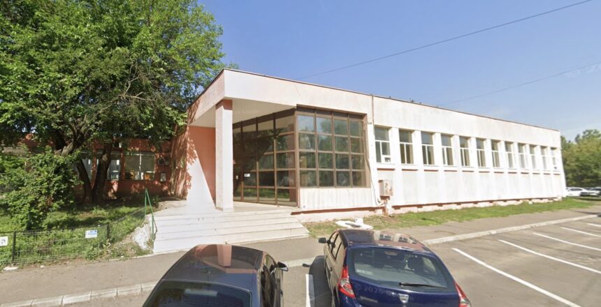 primaria sectorului 1 vrea sa darame fostul sediu al politiei locale din pajura 13 localnicii se opun si cer consolidarea cladirii unde au loc antrenamente de arte martiale 6a634da7ca519