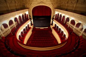 sfarsitul interimatelor din teatrele bucurestene mai are de asteptat primarul capitalei anunta constituirea unui grup de lucru pentru organizarea concursurilor 6a5a596cdc100