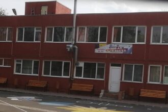 un proiect nerealizat opt ani s a scumpit de patru ori reabilitarea gradinitei 242 revine pe masa consiliului local al sectorului 5 6a58512ee635e