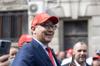 victor ponta ar fi ajuns un jucator foarte bun de golf rares bogdan ne ar bate si pe mine si pe iohannis 6a69fe9ecd0e6
