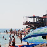 100 grad de ocupare si peste 210 000 de turisti pe litoral in weekendul de ziua marinei si sfanta maria 6a832f51e3be9