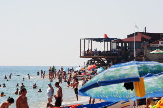 100 grad de ocupare si peste 210 000 de turisti pe litoral in weekendul de ziua marinei si sfanta maria 6a832f51e3be9