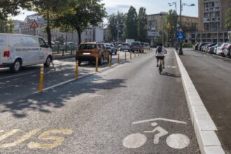 banda comuna pentru biciclete si transportul public in piata natiunile unite pmb anunta ca marcajele au fost trasate 6a8dad8022629