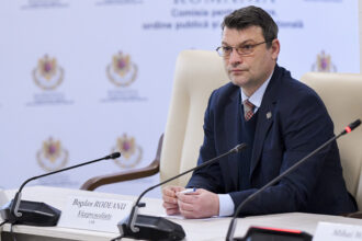 brelocul lui simion rodeanu spune despre grindeanu ca e tot mai disperat 6a8448906cb27
