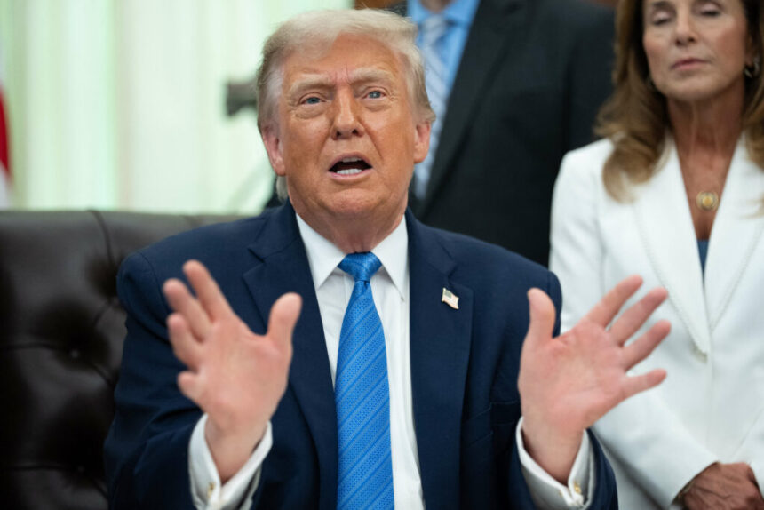 donald trump pe tobogan indicele sau de popularitate din sua s a prabusit 6a8362e2402ce