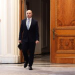 fratele ambasadorului romaniei in sua atac la liderul aur george simion dupa apelul fostilor oficiali americani privind viza peripetiile lui simion prin sua s au intors impotriva lui 6a82e69a100f0