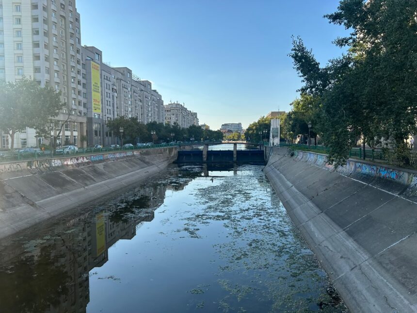 malurile dambovitei vor fi reabilitate primul tronson vizat este intre piata unirii si podul izvor 6a86f9e3802b0