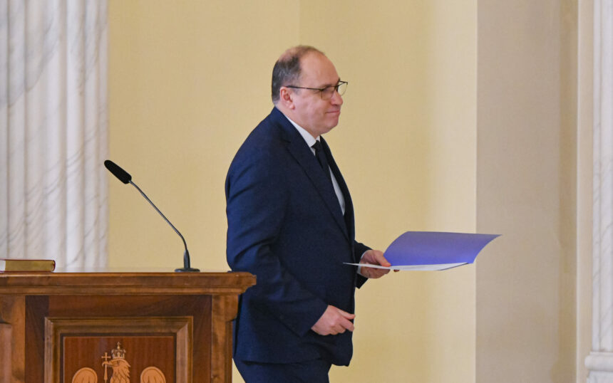 ministrul educatiei vine cu precizari despre concursul de admitere la liceu din 2027 prevederea exista in lege din 2023 6a855f7a1fe15