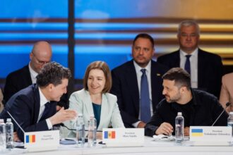 nicusor dan si volodimir zelenski invitati de maia sandu la chisinau pentru sarbatorirea celor 35 de ani de independenta a republicii moldova 6a8d5b396da55