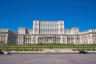 parlamentul se reuneste luni in sesiune extraordinara alesii dau votul decisiv pentru legile pnrr ce propuneri are pe masa legislativul 6a8ac192a1f9a