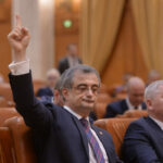 pnl sustine organizarea unei sesiuni extraordinare a parlamentului pentru legea salarizarii andronache e solutia corecta pentru a inchide subiectul 6a830ebd2a169
