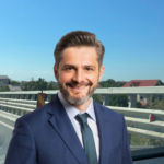 primarul comunei berceni nu raspunde la intrebarile jurnalistilor despre podul peste autostrada a0 dar se contrazice cand vorbeste public despre informatii eronate miza un drum ag 6a80b6b3f2736