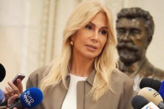 raluca turcan pnl psd si aur au pus o rafuiala politica mai presus de interesul romaniei 6a8344503e26e