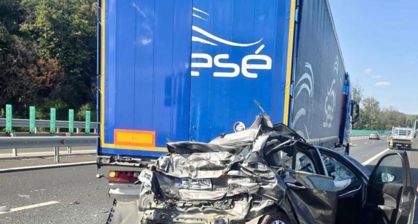 trafic blocat pe autostrada a0 sud in urma unui accident 6a7f2d00b1df4