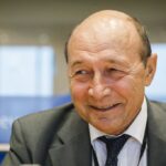traian basescu il arata cu degetul pe bolojan e nedemn sa pescuiasca parlamentari de la aur 6a6dddb612484