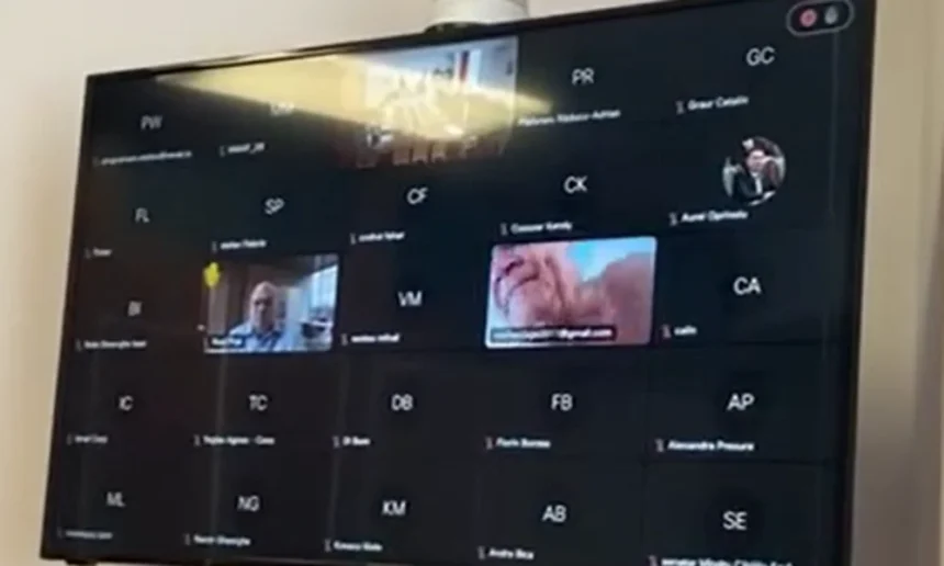 vasile blaga a aparut la bustul gol in timpul sedintei online a unei comisii parlamentare 6a8dab253677e