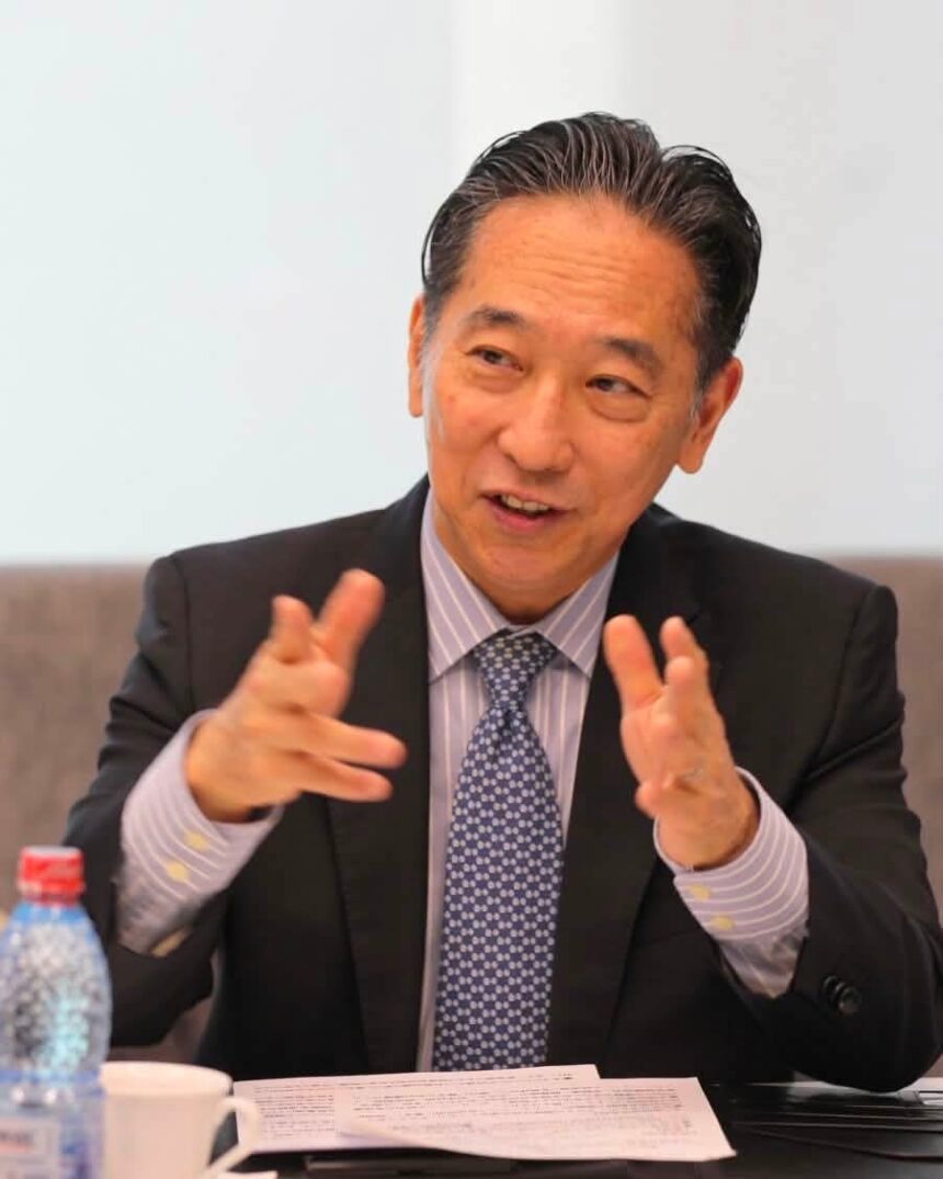 video ambasadorul japoniei in romania katae takashi nadia comaneci este numele care le vine japonezilor in minte cand se gandesc la romania 6a8a8dff66c21