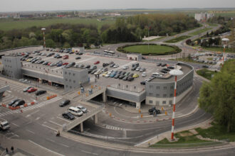 acces automatizat in parcarile de la aeroporturile otopeni si baneasa pentru persoanele cu mobilitate redusa cum functioneaza noul sistem 6acf50107e2f6