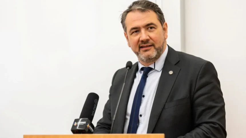 cine este sorin costreie propunerea de ministru al educatiei si cercetarii in cabinetul luca niculescu 6acf9171ce627