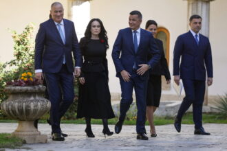 guvernul luca niculescu ar putea fi cel mai dominat de psd de la era dragnea social democratii ar urma sa controleze aproape doua treimi dintre ministere 6acf69375bff1
